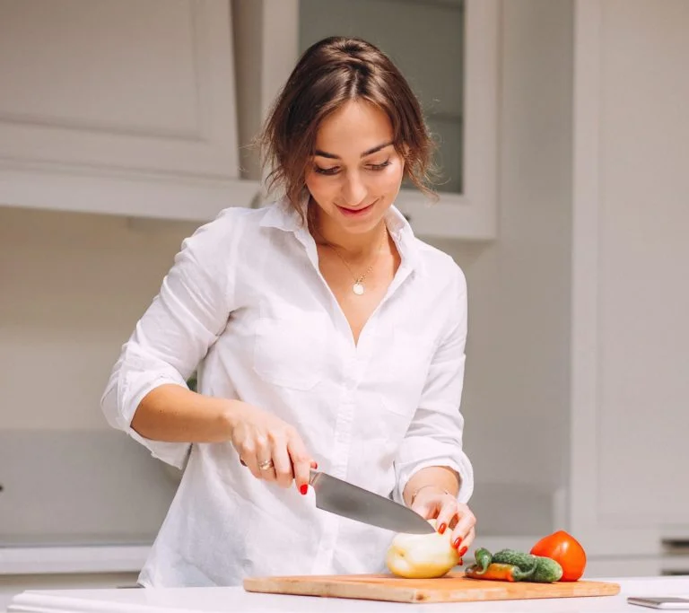 Minimalist Living Improves Mental Health and Inner Peace